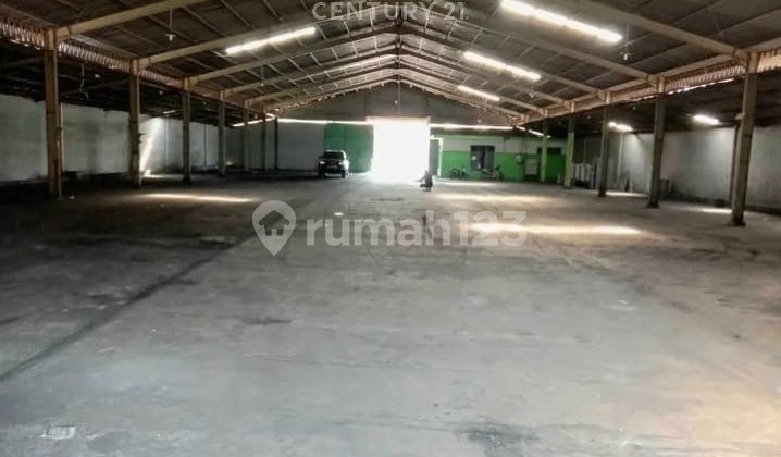 Warehouse on Jl Ki Ageng Tapan, Astapada Tengah, Tani, Cirebon Warehouse on Jl Ki Ageng Tapan, Astapada Tengah, Tani, Cirebon
