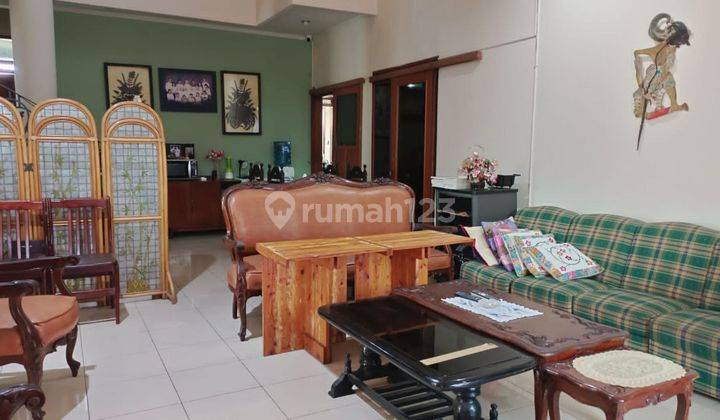 Rumah Bagus Terawat Siap Huni Posisi Hook Kawasan Sejuk  2