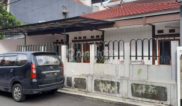 Rumah Lama Siap Huni Area Kembar Sayap Jl Bkr 1