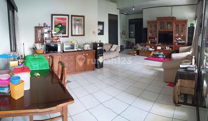 Rumah SHM Bagus Unfurnished SHM di Main Road Martanegara, Bandung 1