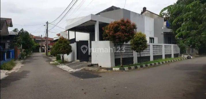 Dijual Rumah SHM Semi Furnish Posisi Hook Margahayu Raya Bandung 1