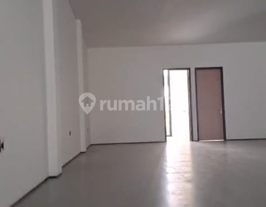 Disewakan Ruko Baru Bagus 2 Lantai Maindroad Pasirkaliki