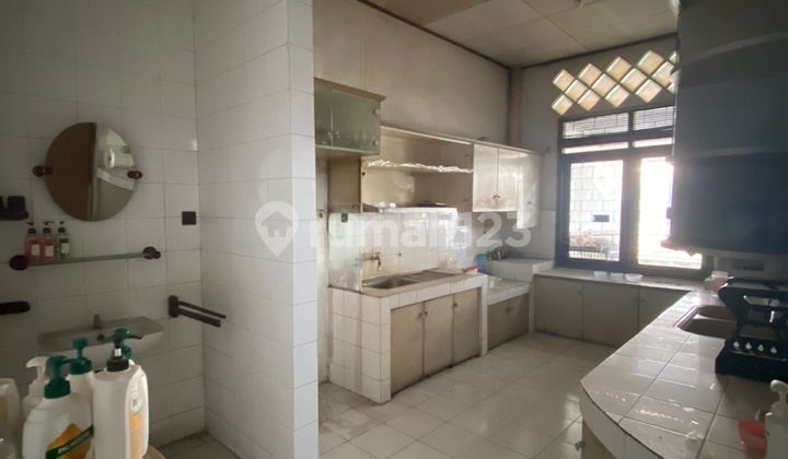 Rumah Besar Dan Lokasi Strategis Di Taman Holis Indah , Bandung 2