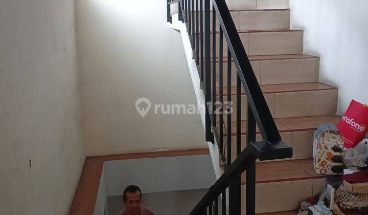 Dijual Rumah 3 Lantai Mainroad Kolmas Cipageran Cocok Untuk Caffe Dan Kantor  2