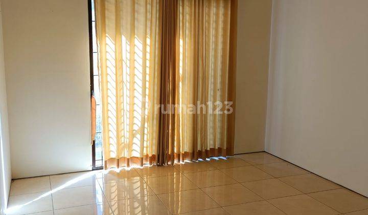 RUMAH 2 LANTAI SIAP HUNI DI PONDOK HIJAU  2