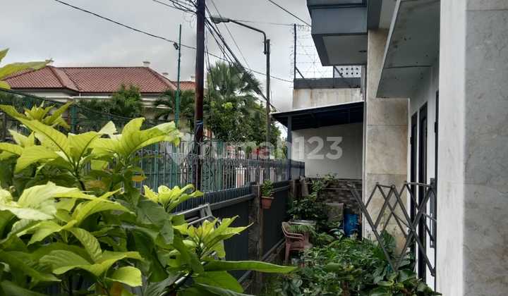 Jual Rumah 2 Lantai Terawat Siap Huni di Srimahi 2