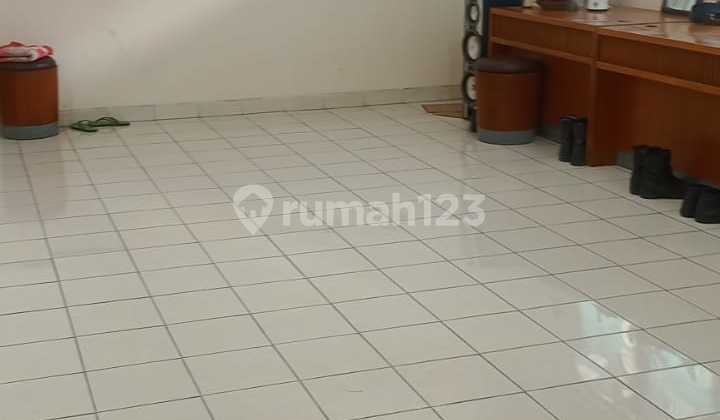 Disewakan Ruko 3 Lantai Mainroad Jalan Kopo Raya
