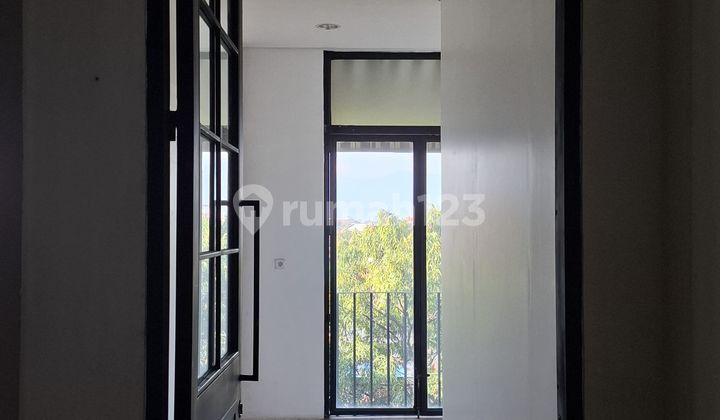 BUSINESS SPACE ON THE 2ND FLOOR JONAS BANDA BUAH BATU BUSINESS SPACE ON THE 2ND FLOOR JONAS BANDA BUAH BATU