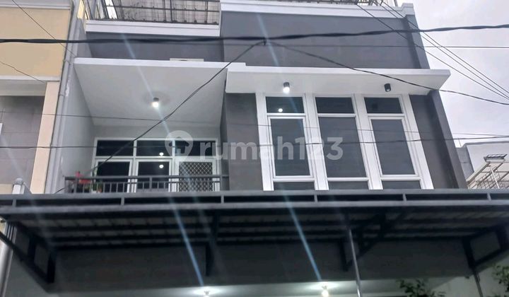 Di Jual Rumah Bagus , Bangunan Kokoh Terawat di Sayap Jalan Bkr 2