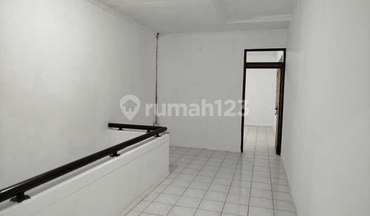 RUKO BARU 2 LANTAI SIAP PAKAI DI BATUNUNGGAL 