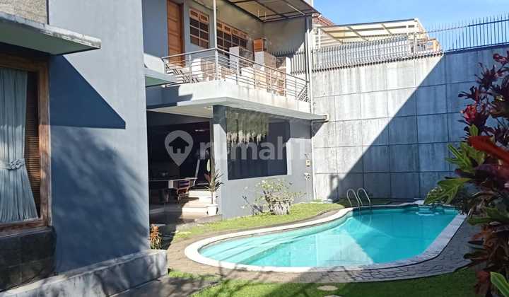 Rumah Mewah Ada Swming Poll di Komplek Pondok Hijau 2