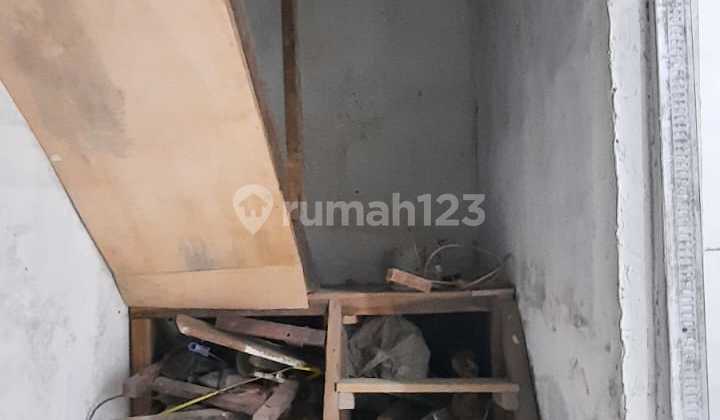 DISEWAKAN RUMAH / TEMPAT USAHA - LOKASI STRATEGIS DEPAN PASAR KIARACONDONG 2