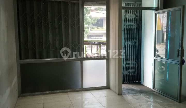 For Rent: Strategic Shop House in Amir Machmud, Cimahi 1