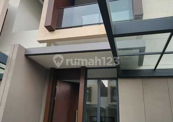 Rumah Baru 2 Lantai di Cluster Fasha Griya Eka Podomoro Rumah Baru 2 Lantai di Cluster Fasha Griya Eka Podomoro