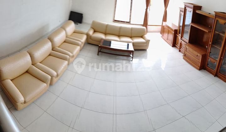 Residential House for Rent, Good and Ready to Occupy in Hegarsari 2