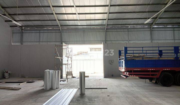 GUDANG BARU SIAP DI PAKAI DEKAT KE TOL DI AREA CARINGIN  2