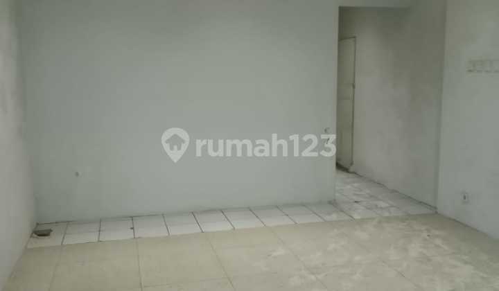 For Rent: Strategic Shop House in Amir Machmud, Cimahi 2