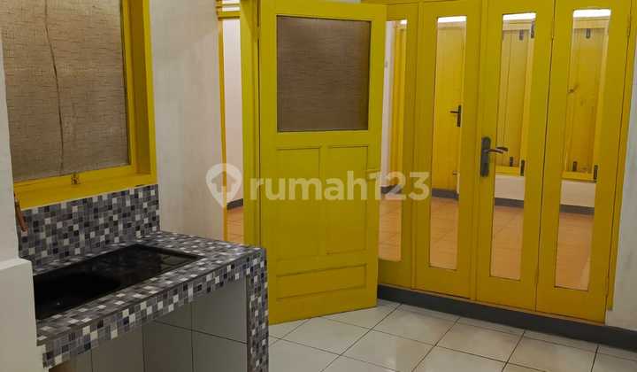 Di Sewakan Ruang Usaha Lokasi Sangat Strategis di Cibadak Di Sewakan Ruang Usaha Lokasi Sangat Strategis di Cibadak