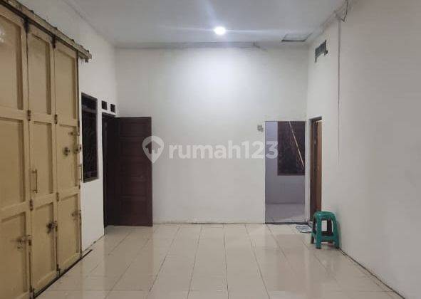 Disewakan ruko di Rajawali Barat 1