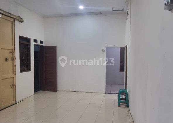 Disewakan ruko di Rajawali Barat 2