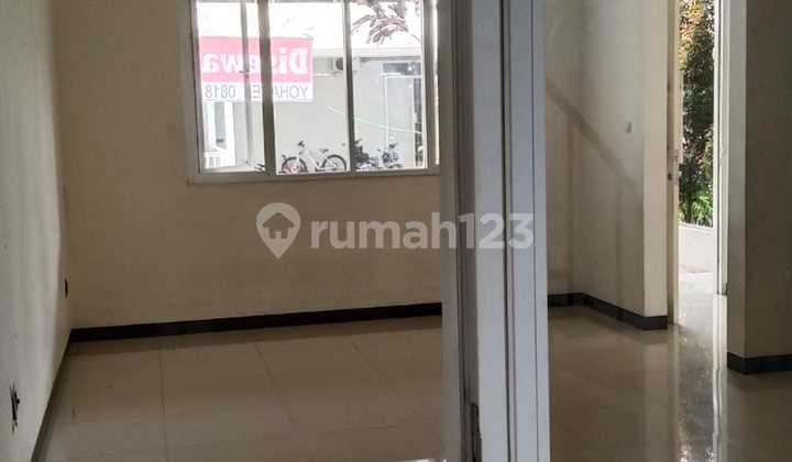 For Rent TKI V Sommerville 2-story House 2