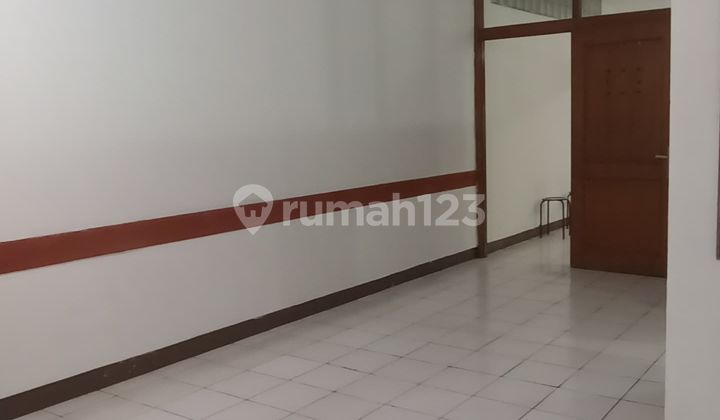 RUANG USAHA SIAP PAKAI  DI MAINROAD JEND SUDIRMAN 