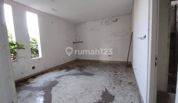 Rumah 2 Lantai Butuh Renovasi Unfurnished SHM di Renon, Denpasar 2