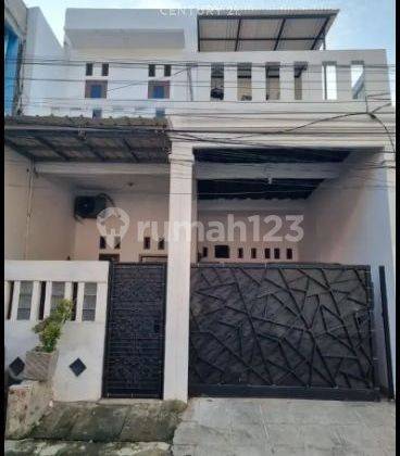 Dijual Cepat Rumah 2 Lantai Lokasi Strategis Di Bekasi Barat 1