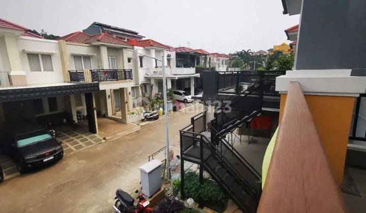 Rumah 2 lantai siap huni dijatiwarna SHM 2