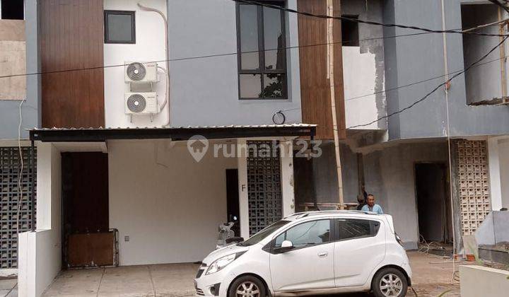 Rumah 3lt D Cirendeu Jakarta Selatan Shm 1