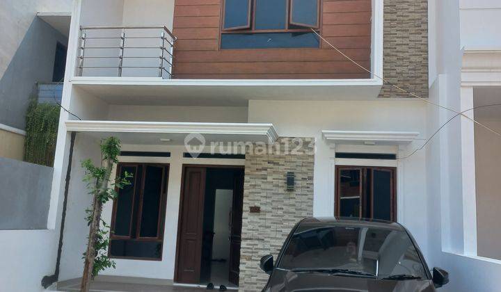 Rumah 2 Lantai Siap Huni Dicilodong Depok Shm 1