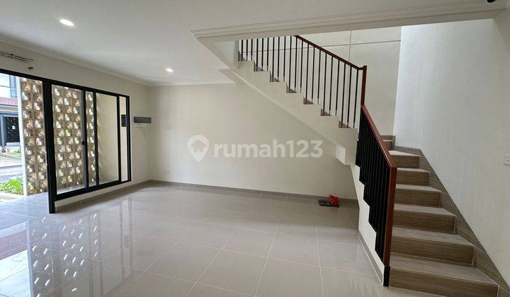 Dijual Rumah Baru 2 Lantai di Cluster Carson Summarecon Serpong 2