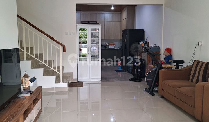 Jual Cepat, Rumah 2 Lantai, Cluster Nara Village, Paramount Land, Gading Serpong, Fully Furnished Bagus Siap Huni Jual Cepat, Rumah 2 Lantai, Cluster Nara Village, Paramount Land, Gading Serpong, Fully Furnished Bagus Siap Huni