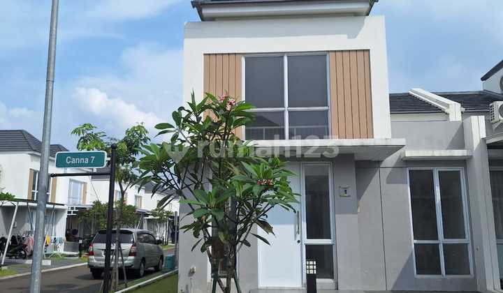 Jual Cepat, Rumah Cluster Canna, Paramount Petals, Curug, Tangerang, Posisi Hoek & Sudah Ada Mezanin