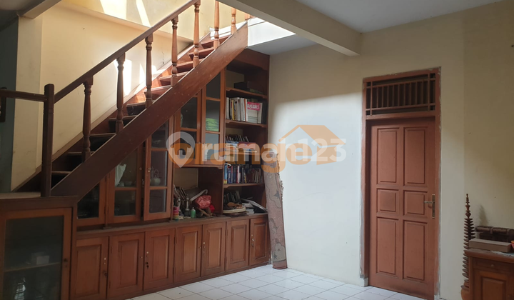 For Sale Spacious House Hook Position Inside Cluster in Cimanggis Depok