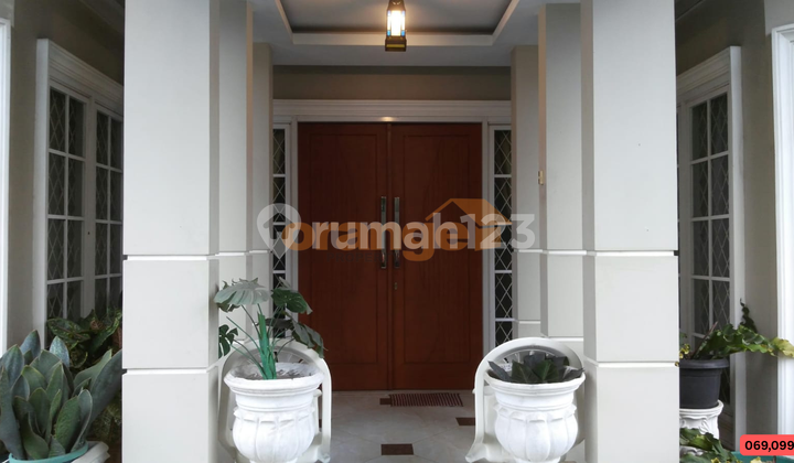 For Sale 1-Story Semi-Classic Spacious House in Cipayung, East Jakarta 2