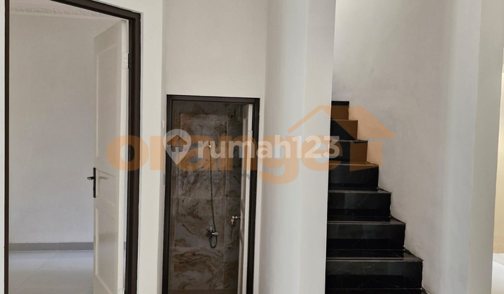 Di Jual Rumah Sudah Renovasi Siap Huni di Kota Wisata Cibubur 2