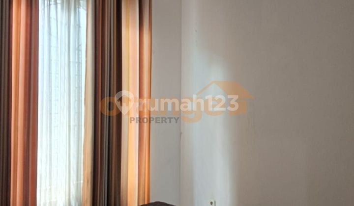 Rumah 2 Lantai Halaman Luas Siap Huni di Citra Grand Cibubur 2