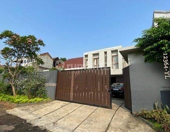 Rumah Asri Luas Dalam Komplek Lokasi Premium Di Kebayoran Lama 1