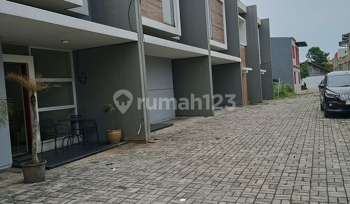 Rumah Baru di Larangan Dekat Halte Busway Puri Beta Ciledug