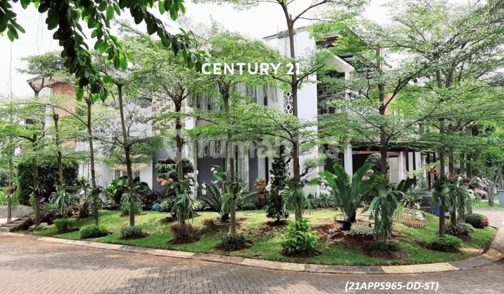 Rumah Hook Depan Taman Sudah Renov di Discovery Bintaro Jaya