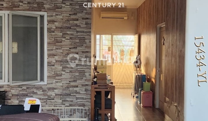 House for Sale in a Complex in North Meruya 2