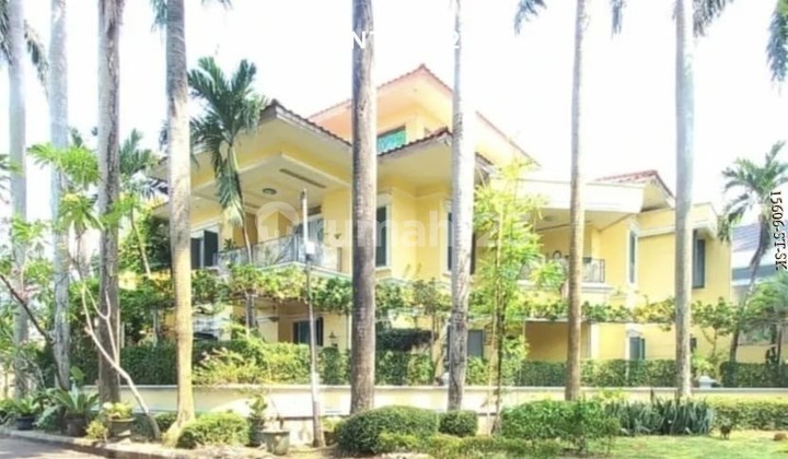 Dijual Rumah Posisi Hook dan Row Jalan Lebar di Sektor 9 Bintaro