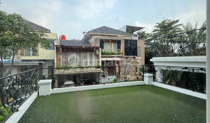 Contemporary Classic Style House Position at Hook and Beside Garden 2
