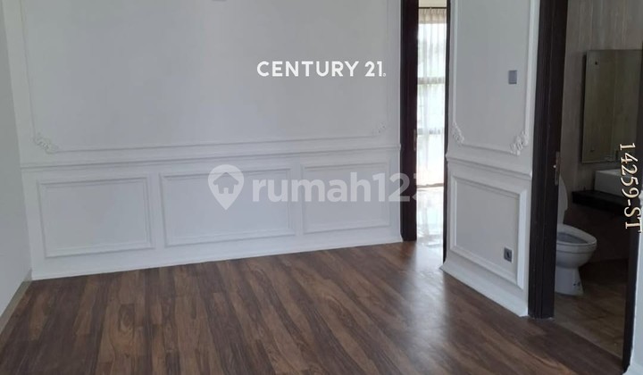 For Sale Ready-to-Occupy House in Kebayoran Bintaro Cluster 2