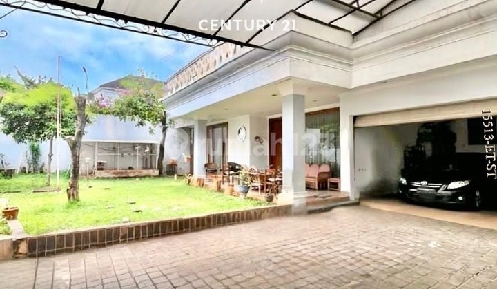 For Sale Luxury House Large Land With Swimming Pool In South Jakarta 2