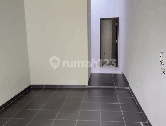 Minimalist House For Sale Ready to Occupied Near Toll Access Discovery 2