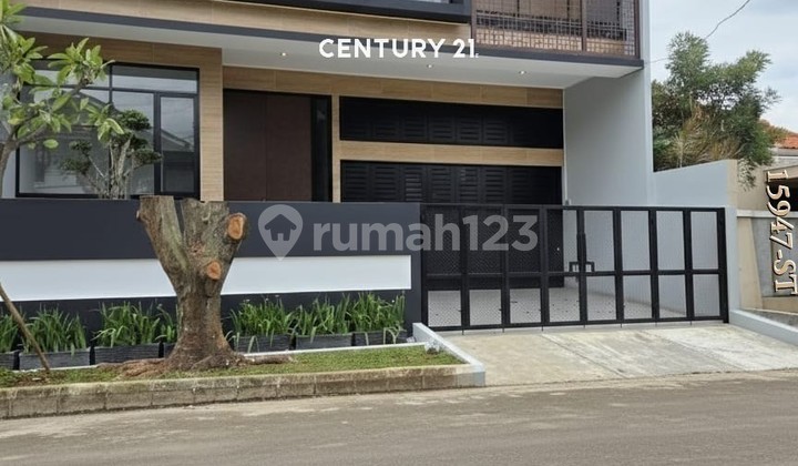 Brand New Exclusive Tropical House in Sector 9 Bintaro Brand New Exclusive Tropical House in Sector 9 Bintaro