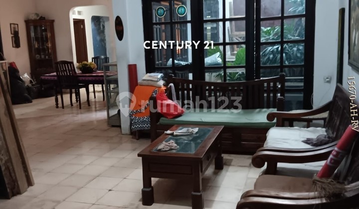 Dijual Rumah Kost Dekat ke Gandaria City Dijual Rumah Kost Dekat ke Gandaria City