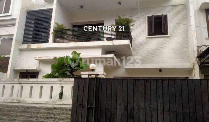 Dijual Rumah Siap Huni, Lokasi Strategis, Pondok Indah, Jkt Sel